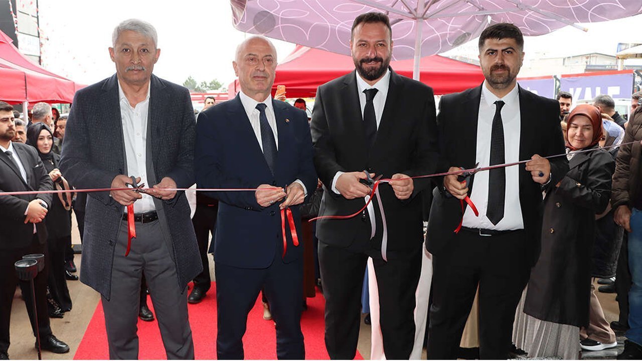 Erkeç Yemek-Catering Kalepark’ta Kapılarını Açtı