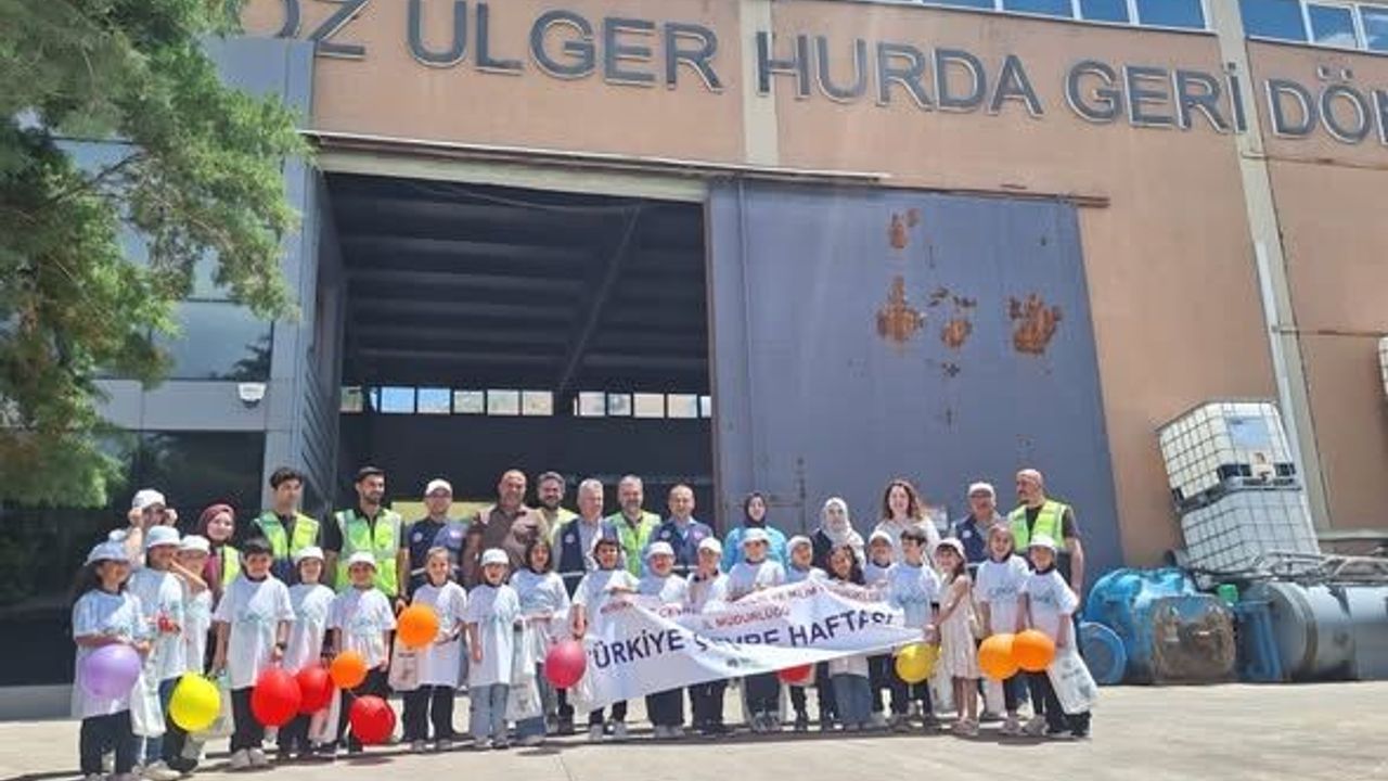 Kırıkkale’de Öğrenciler Geri Dönüşüm Tesisini Gezdi